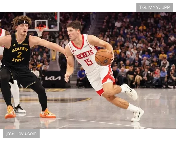 激战90分钟:球队整体表现亮眼,关键球员挺身而出引领胜局