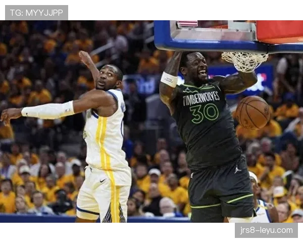 朱利叶斯·兰德尔内线背打效率提升显著拉开季后赛对约基奇防守差距